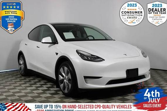 TESLA MODEL Y 2023 7SAYGDEE9PA037277 image
